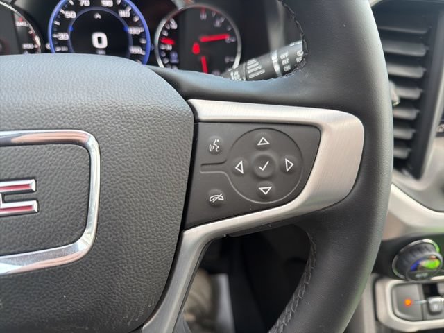 Used 2023 GMC Acadia SLT w/ Elevation Edition FWD image 32