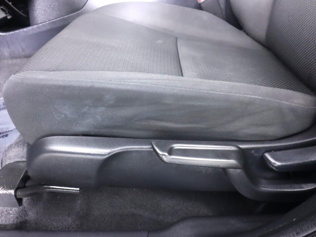Used 2020 Honda HR-V LX image 24