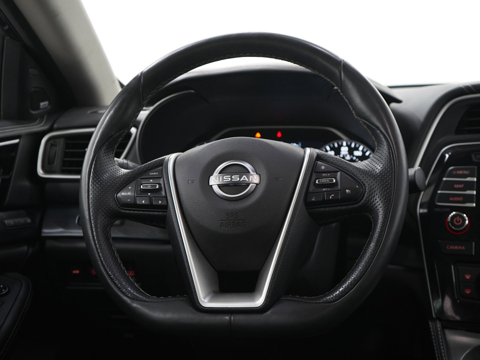 Used 2023 Nissan Maxima Platinum w/ Sport Mat Group FWD image 14