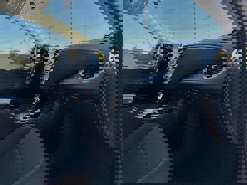 Used 2022 Chevrolet Malibu LS w/ Driver Confidence Package II image 5