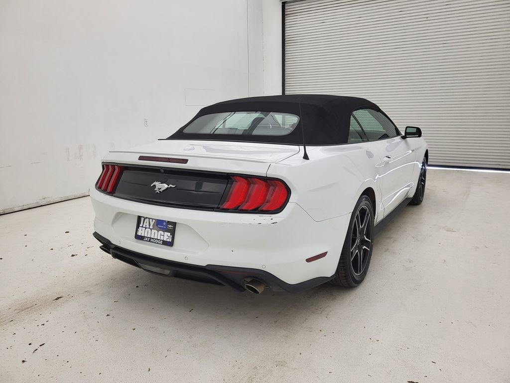 Used 2022 Ford Mustang Premium RWD image 15