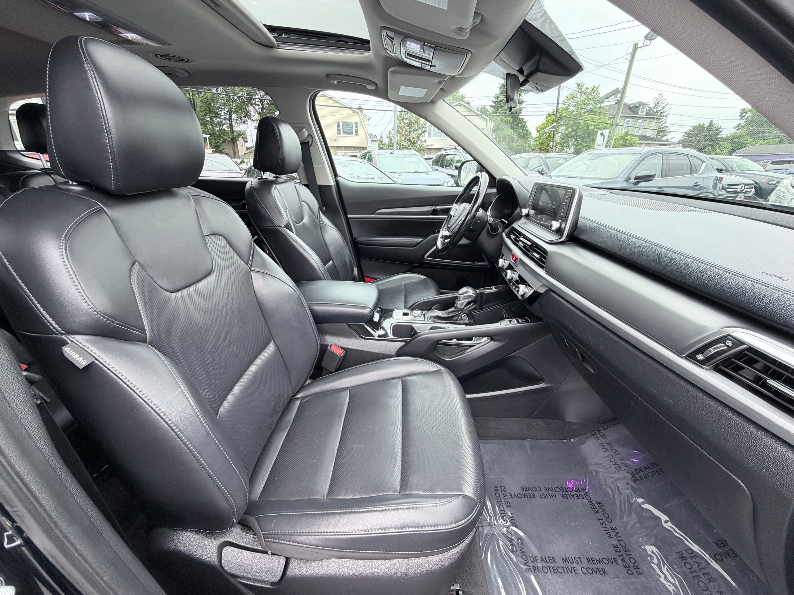 Used 2021 Kia Telluride S AWD/4WD image 32
