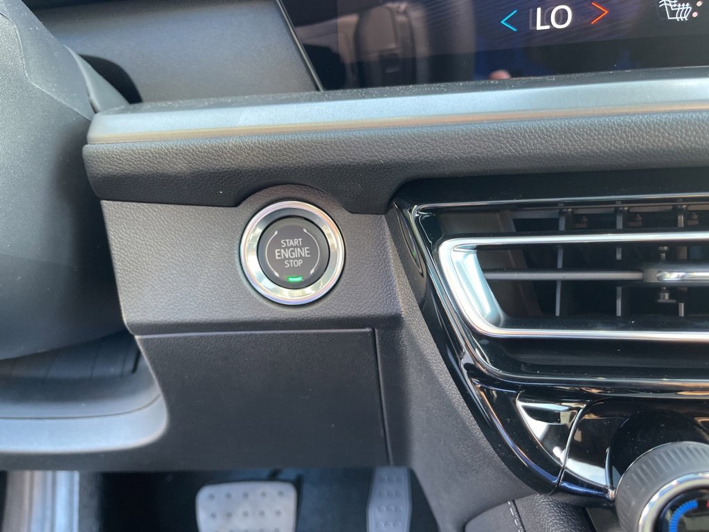 New 2025 Chevrolet Traverse LT w/ Enhanced Driving Package image 35