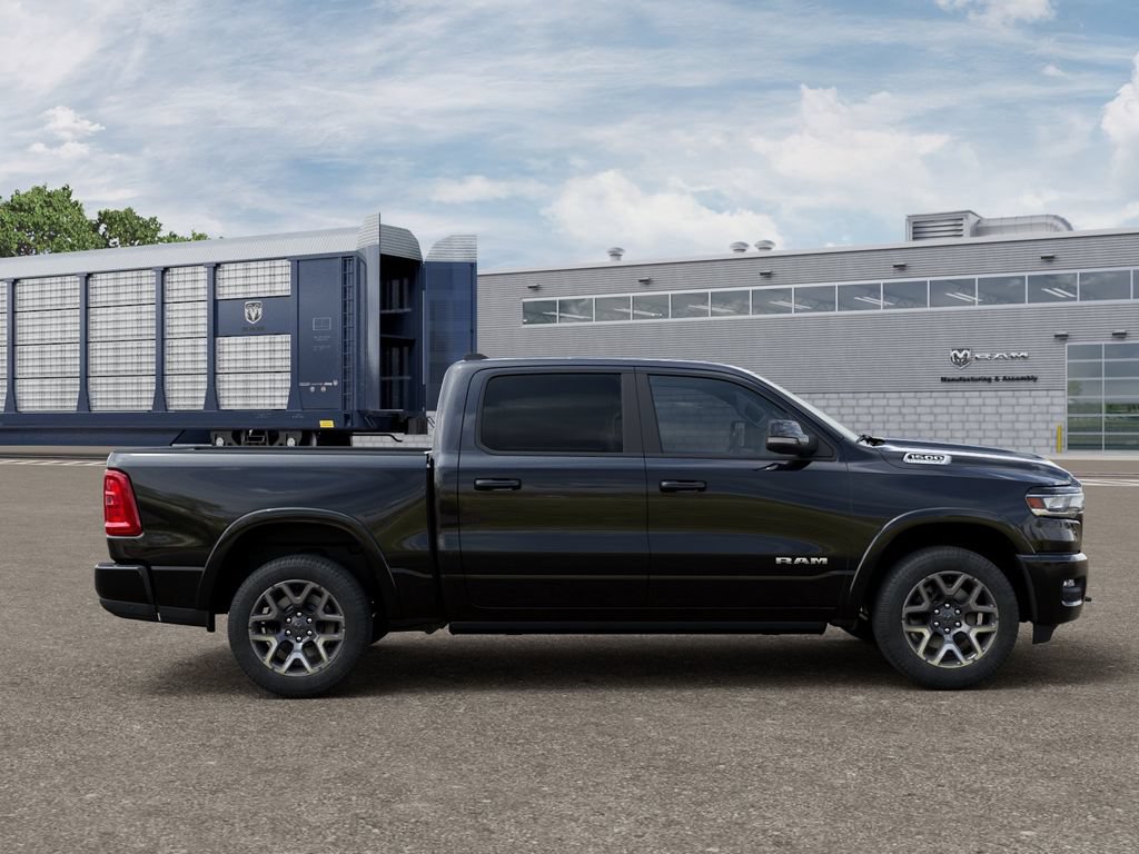 New 2027 RAM 1500 Laramie AWD/4WD image 21