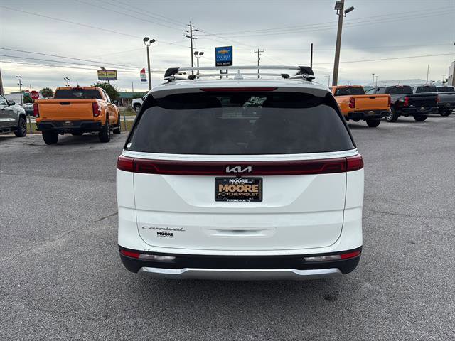 Used 2022 Kia Carnival SX Prestige image 7
