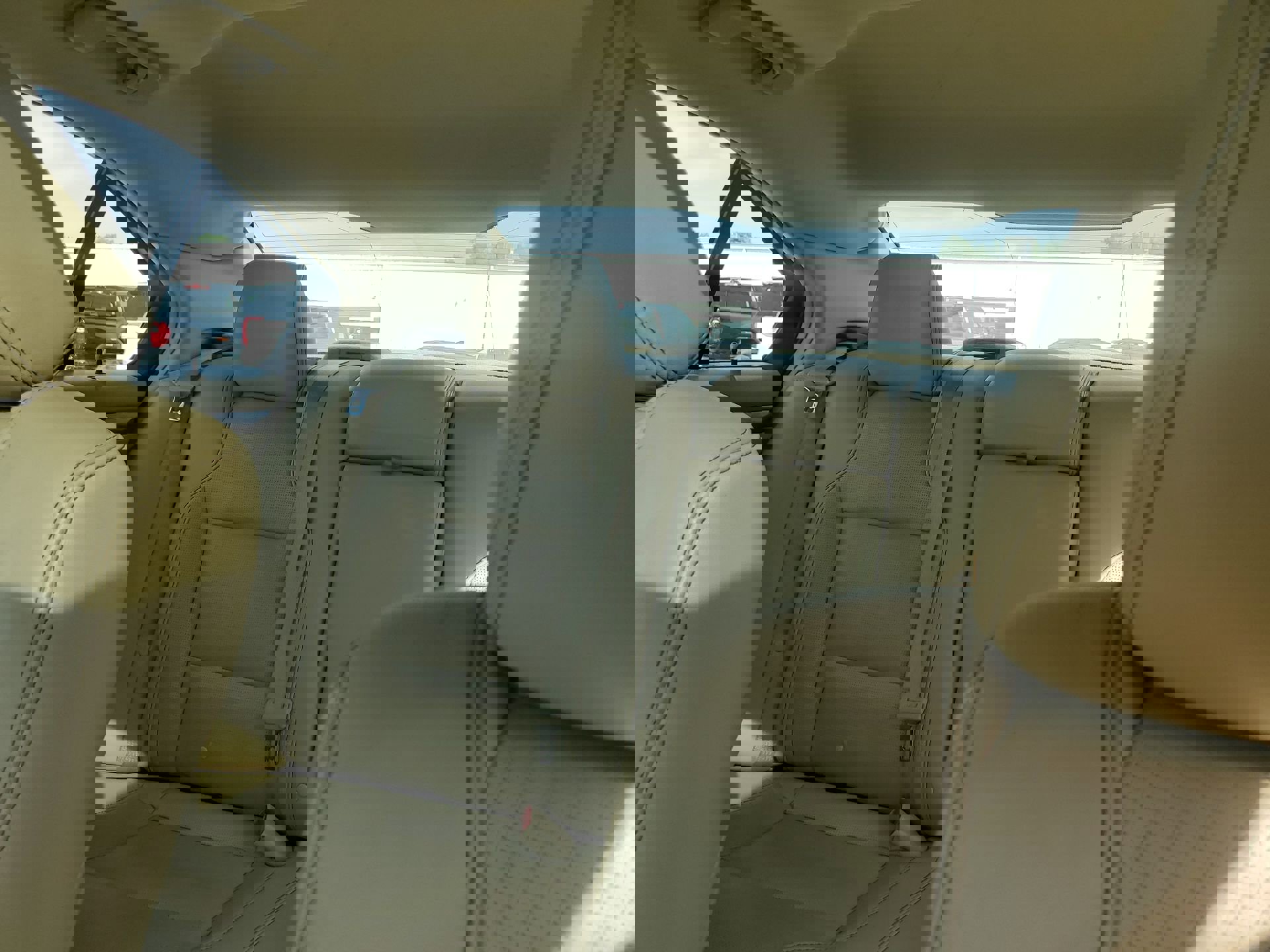 Used 2018 Ford Taurus Limited w/ Driver Assist Package image 29