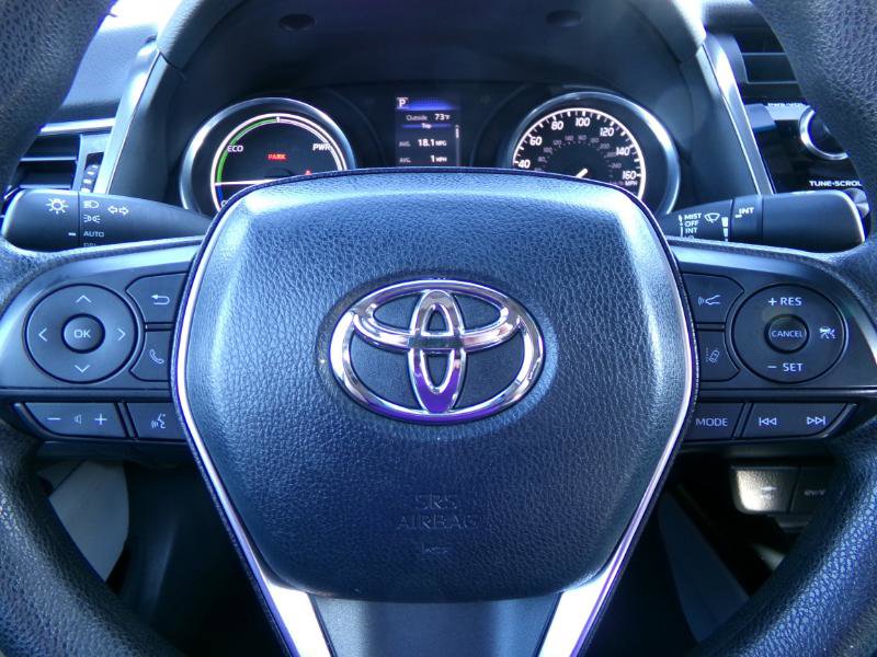 Used 2018 Toyota Camry LE FWD image 15