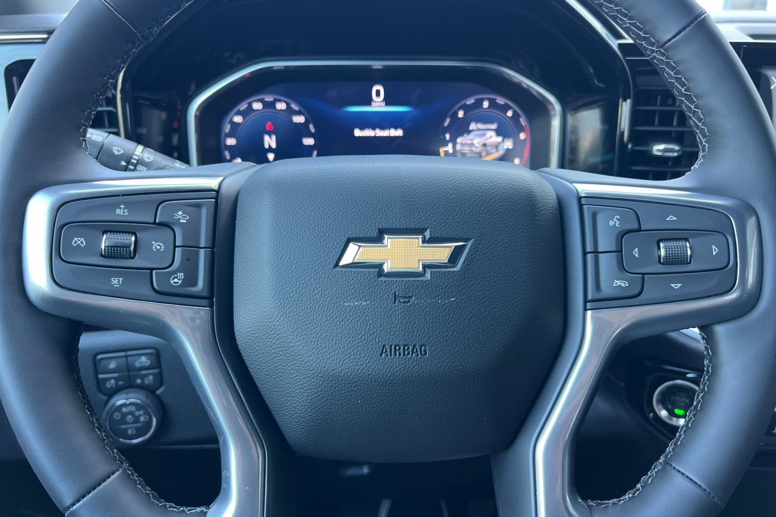 New 2026 Chevrolet Silverado 2500 LT w/ All Star Edition AWD/4WD image 22