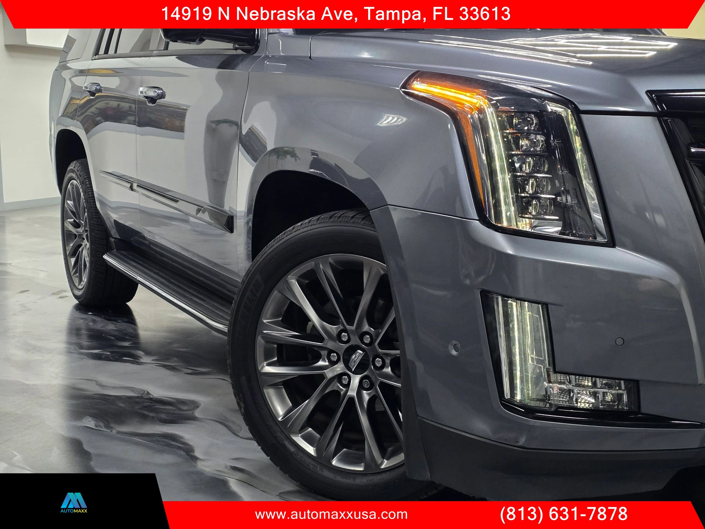 Used 2019 Cadillac Escalade Luxury w/ Escalade Sport Edition image 4