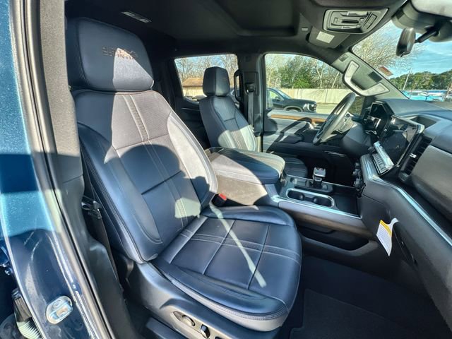 Certified 2024 Chevrolet Silverado 1500 High Country w/ Technology Package image 27