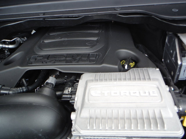 New 2027 RAM 1500 4x4 Crew Cab image 12