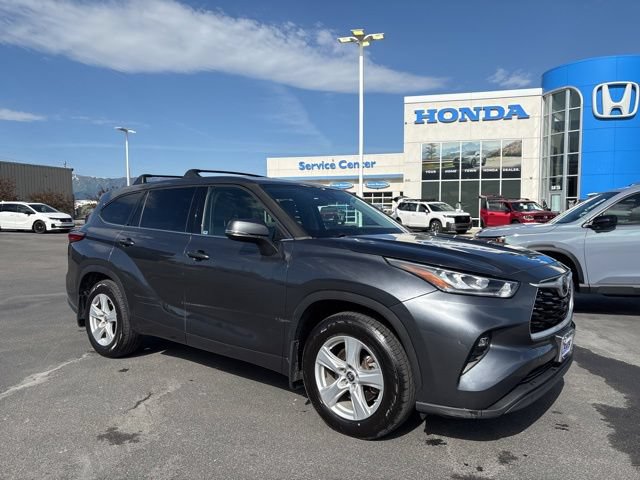 Used 2020 Toyota Highlander LE AWD/4WD image 1