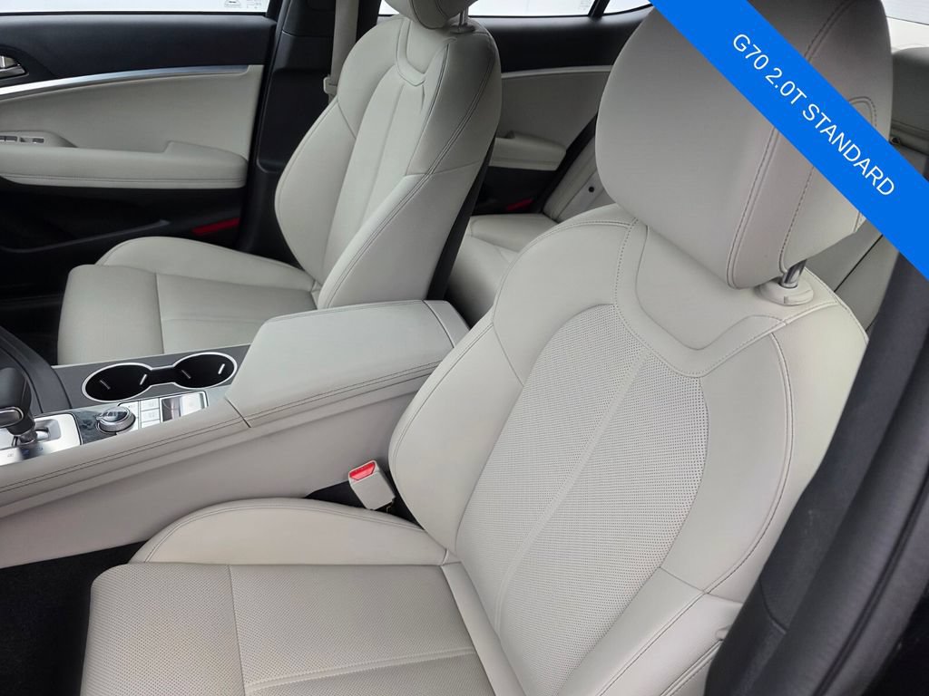 Used 2023 Genesis G70 2.0T RWD image 10