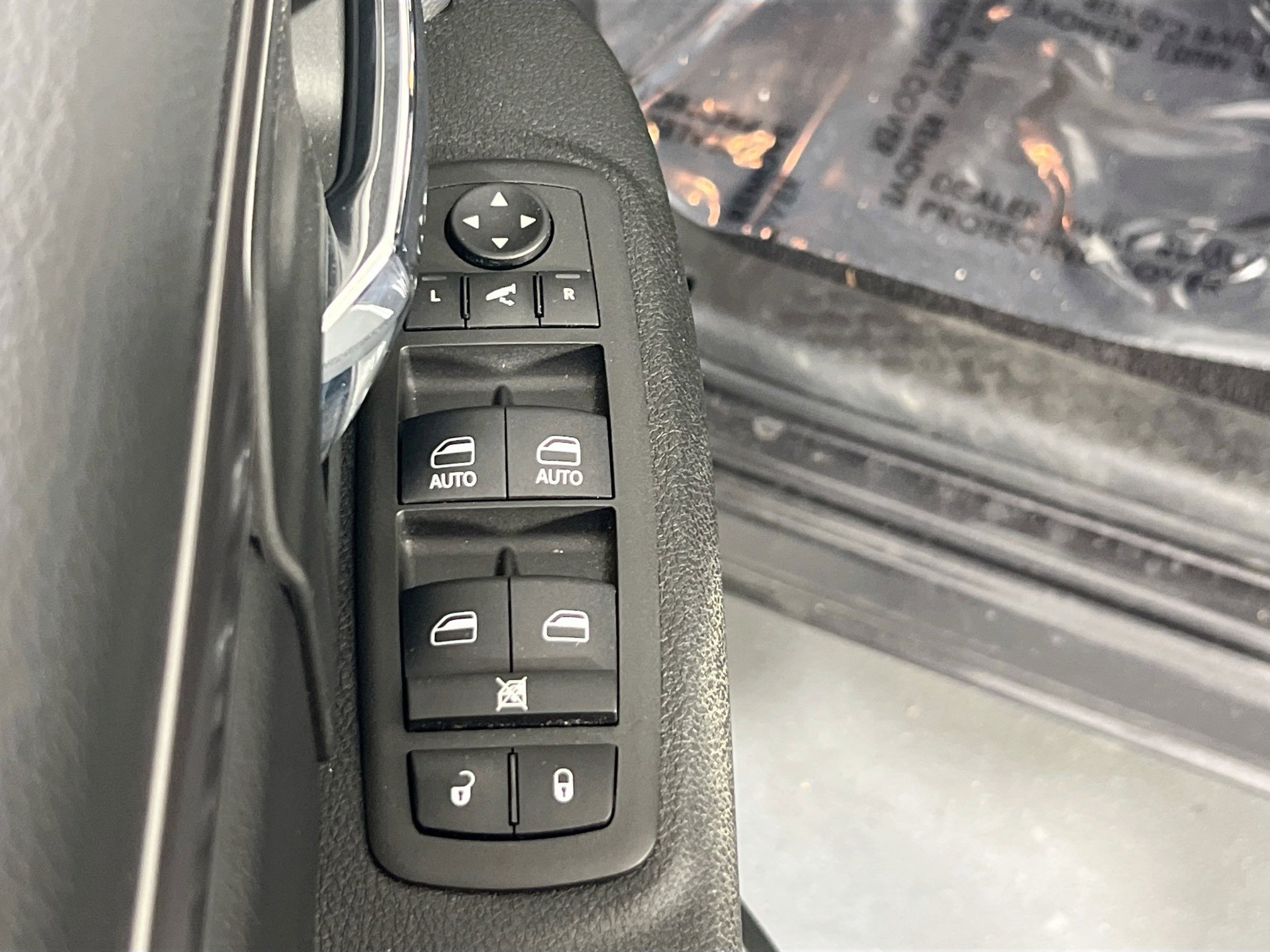 Used 2022 RAM 1500 Classic Warlock w/ Electronics Group image 17