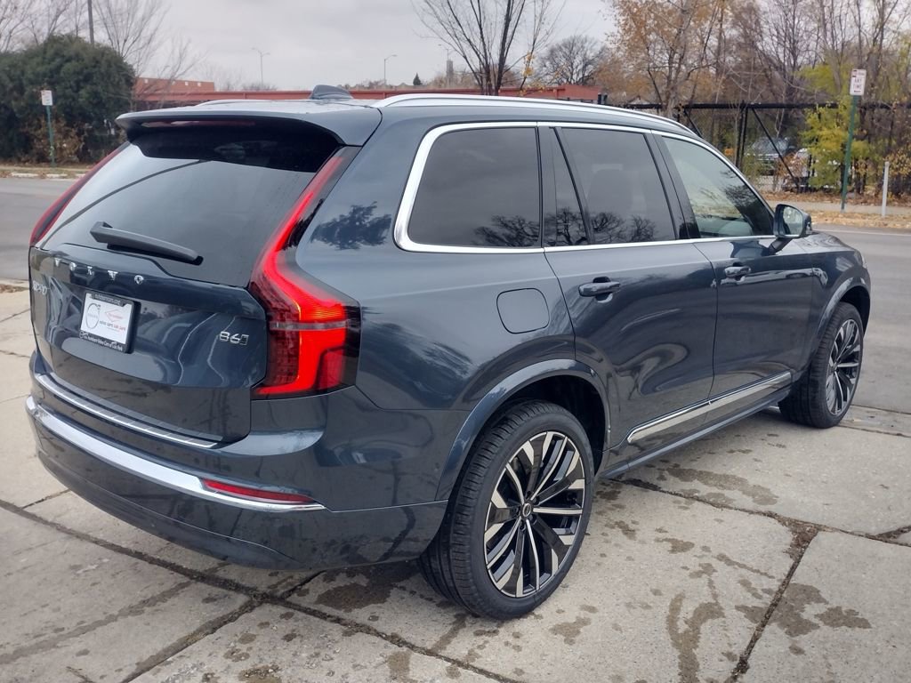 New 2026 Volvo XC90 B6 Plus w/ Protection Package Premier image 9