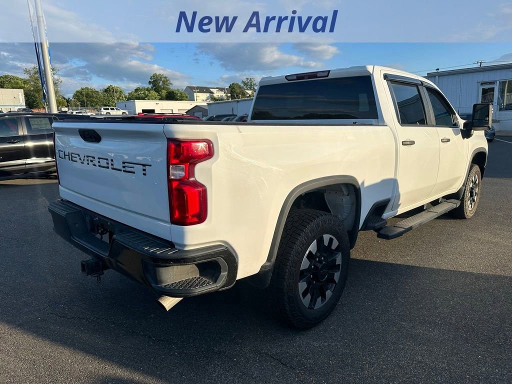 Used 2020 Chevrolet Silverado 2500 Custom w/ Custom Value Package AWD/4WD image 3