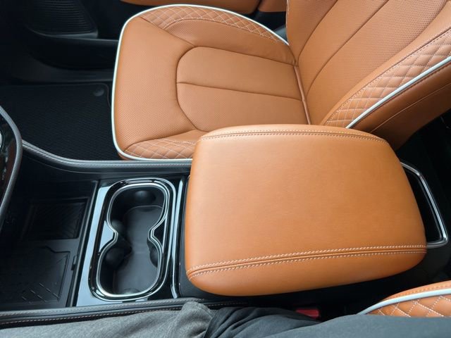 New 2026 Chrysler Pacifica Pinnacle FWD image 22