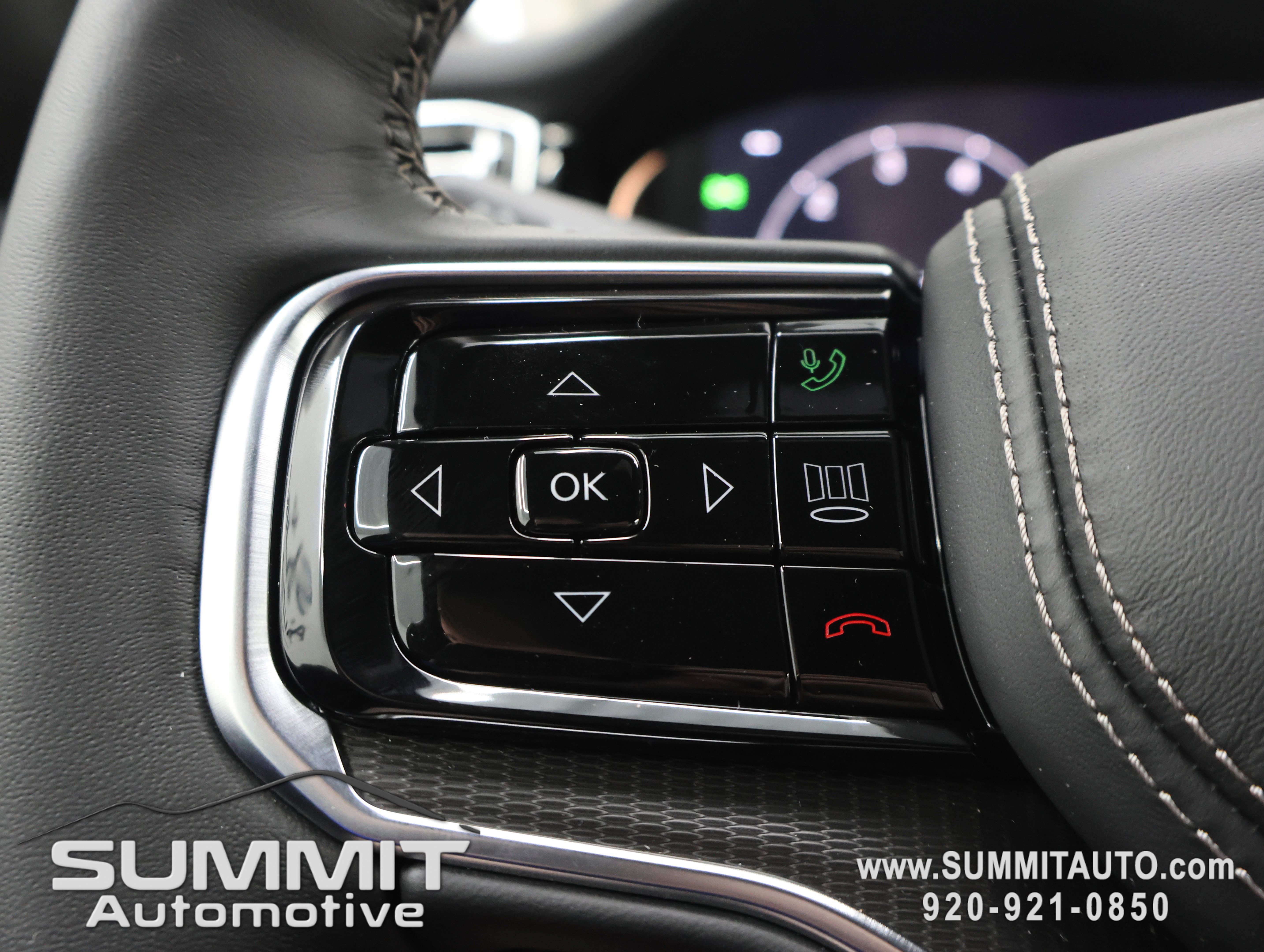 New 2026 Jeep Grand Wagoneer L Summit w/ Premium Group III AWD/4WD image 15