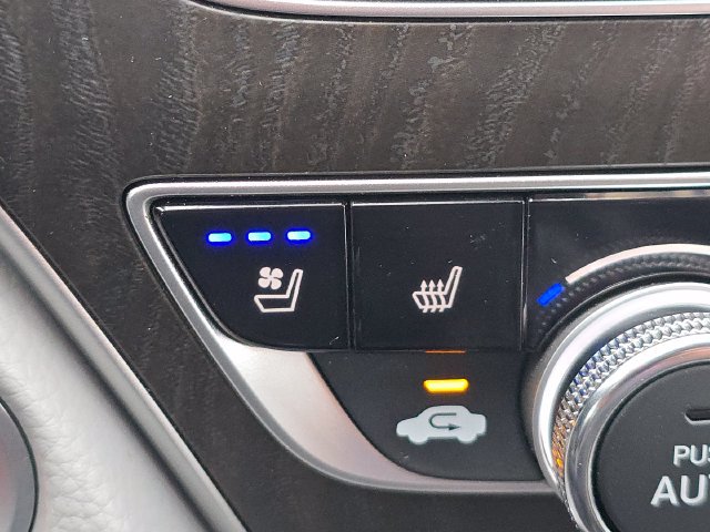 Used 2018 Honda Accord Touring image 5