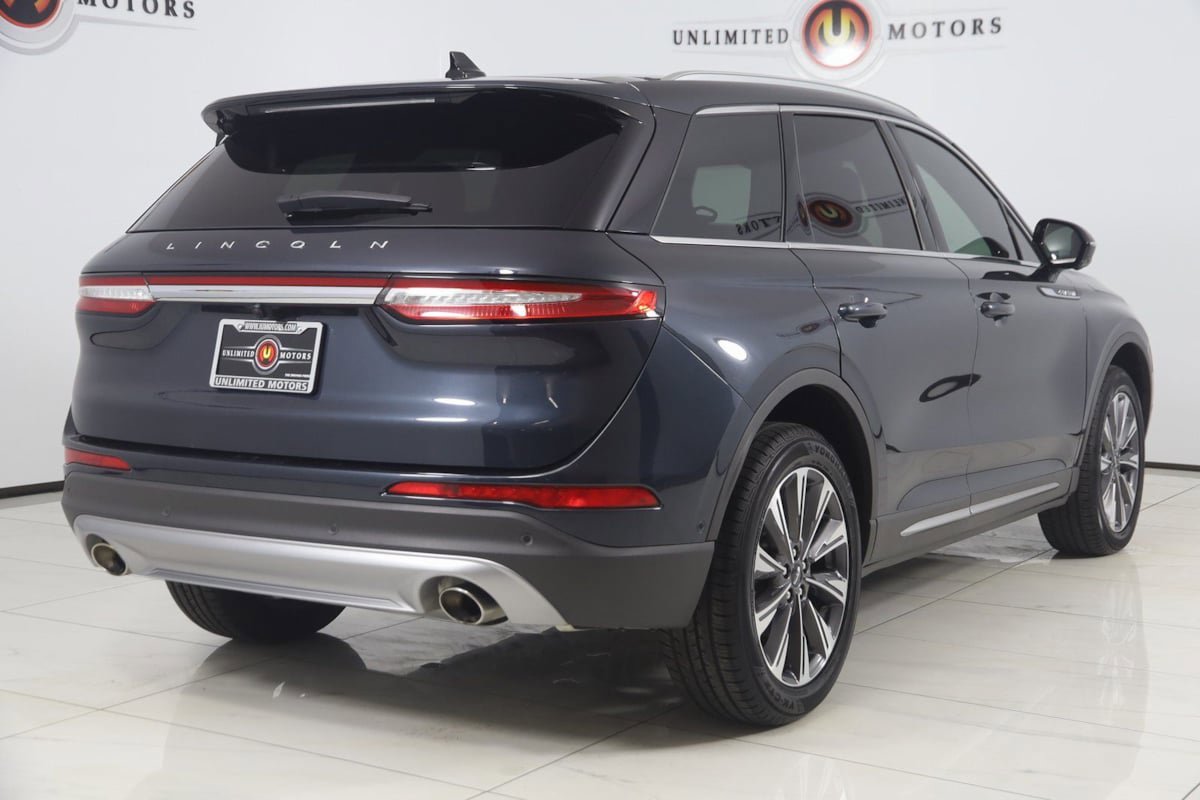 Used 2021 Lincoln Corsair Reserve w/ Equipment Group 201A AWD/4WD image 3