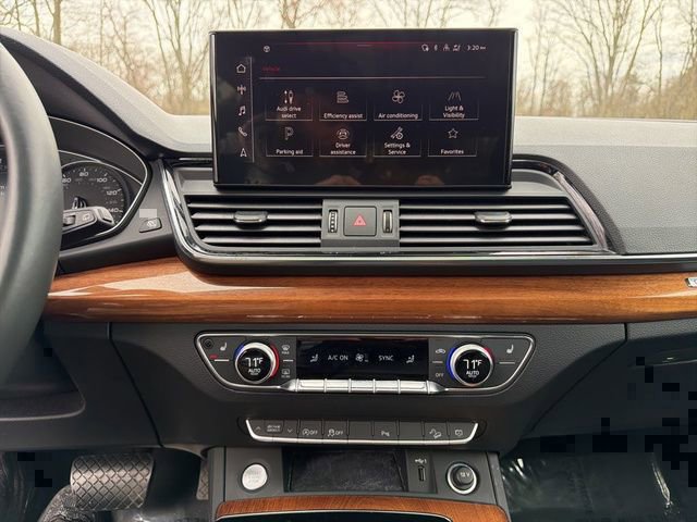 Used 2023 Audi Q5 2.0T Premium AWD/4WD image 24