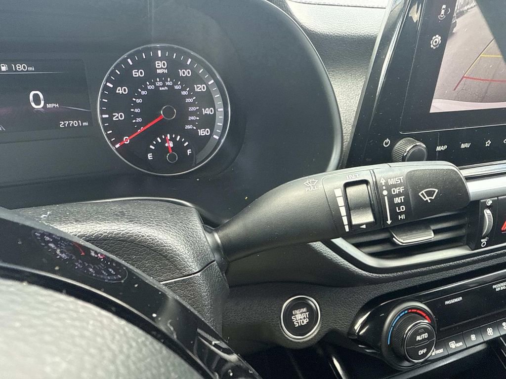 Used 2023 Kia Forte GT-Line image 31