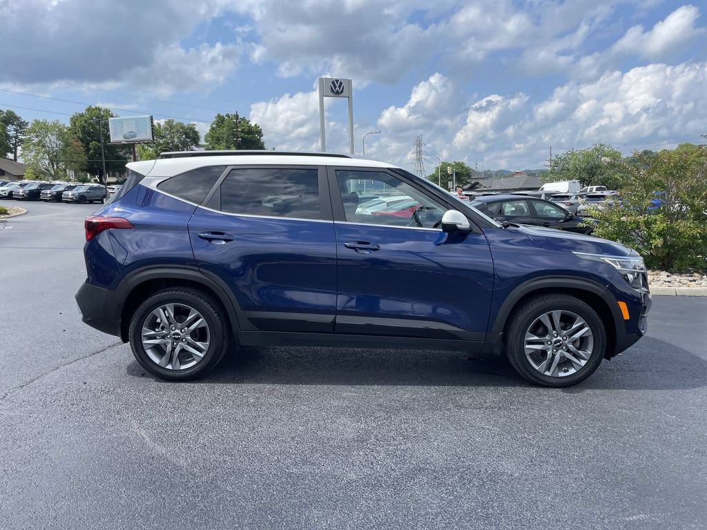 Used 2022 Kia Seltos S FWD image 4