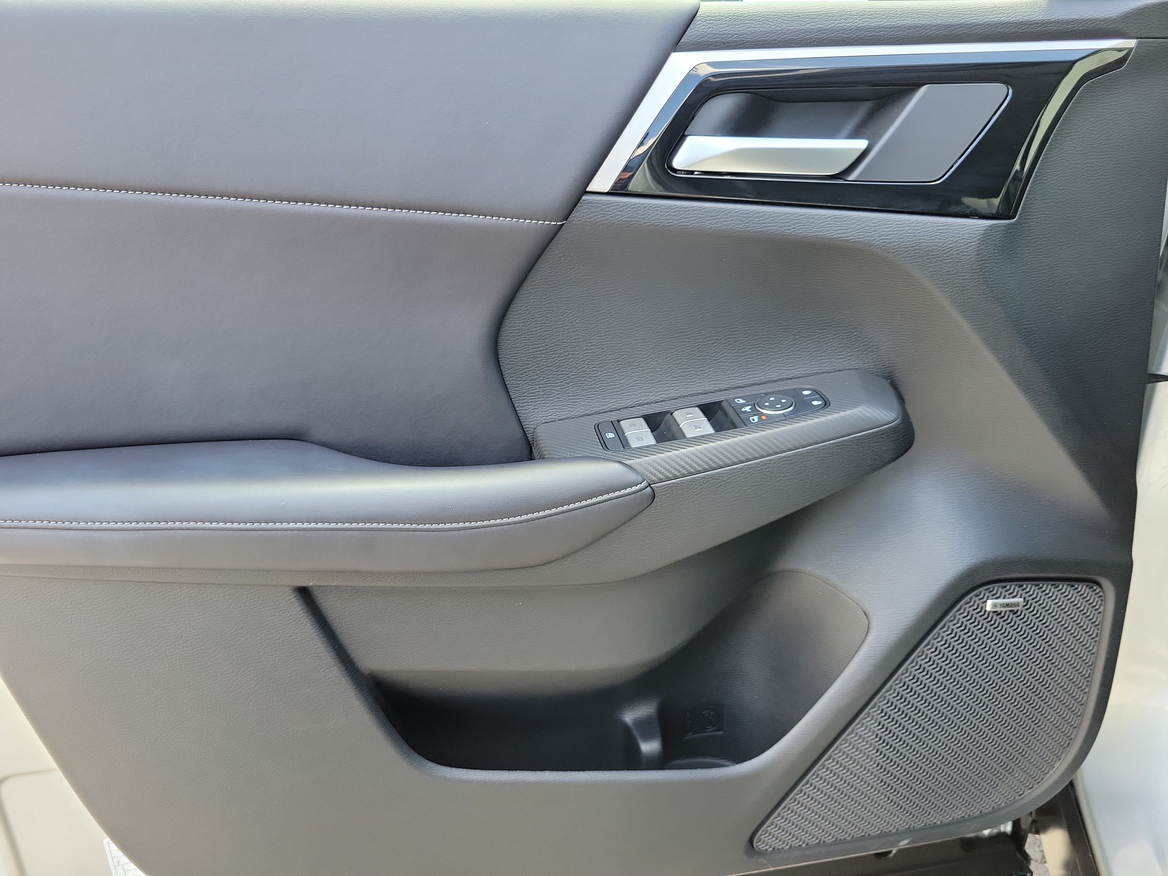 Used 2025 Mitsubishi Outlander SE FWD image 26