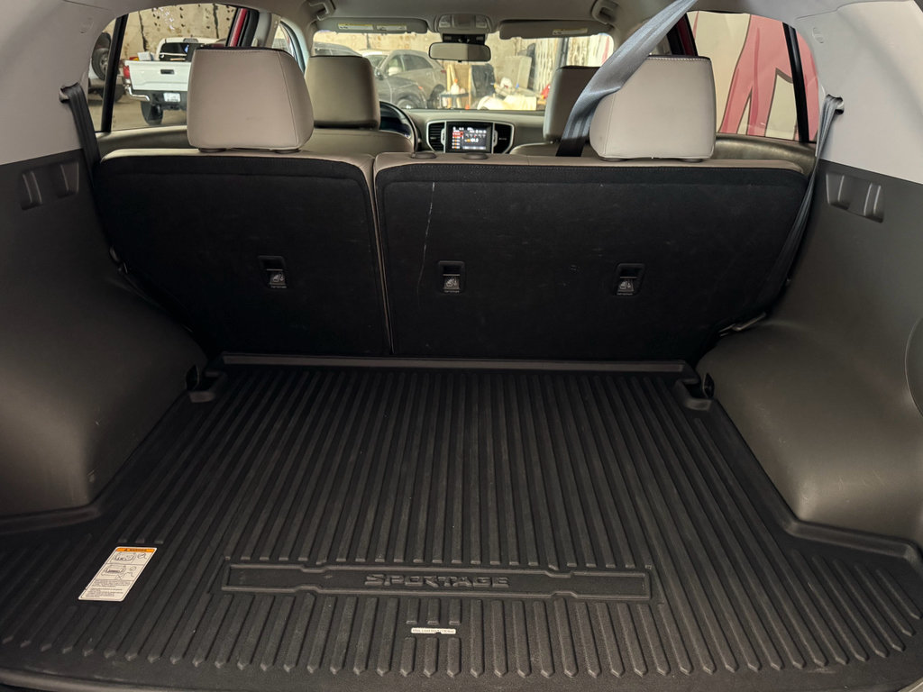 Used 2017 Kia Sportage EX image 17