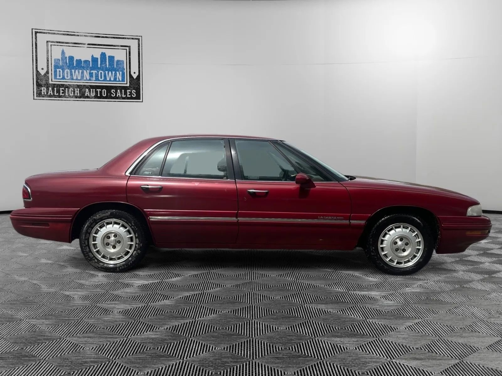 Used 1997 Buick Le Sabre Limited w/ Gran Touring Pkg FWD image 5