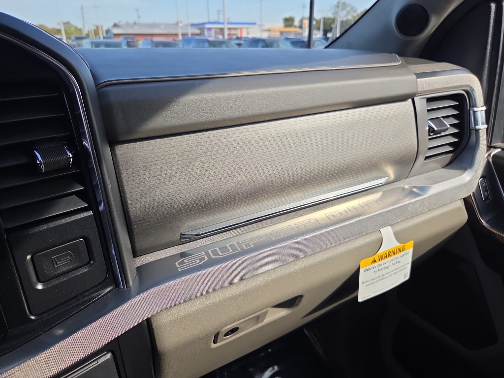 New 2027 Ford F250 Platinum w/ Platinum Plus Package AWD/4WD image 48