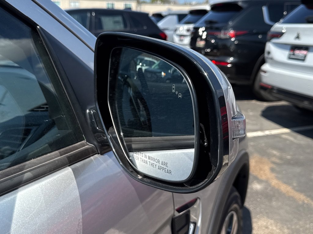 New 2027 Mitsubishi Outlander Sport SE FWD image 38