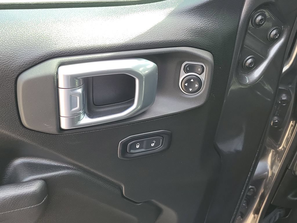 Used 2024 Jeep Gladiator Sport AWD/4WD image 22