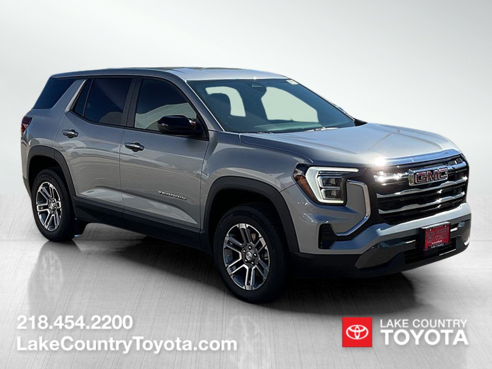 Used 2025 GMC Terrain Elevation AWD/4WD image 7