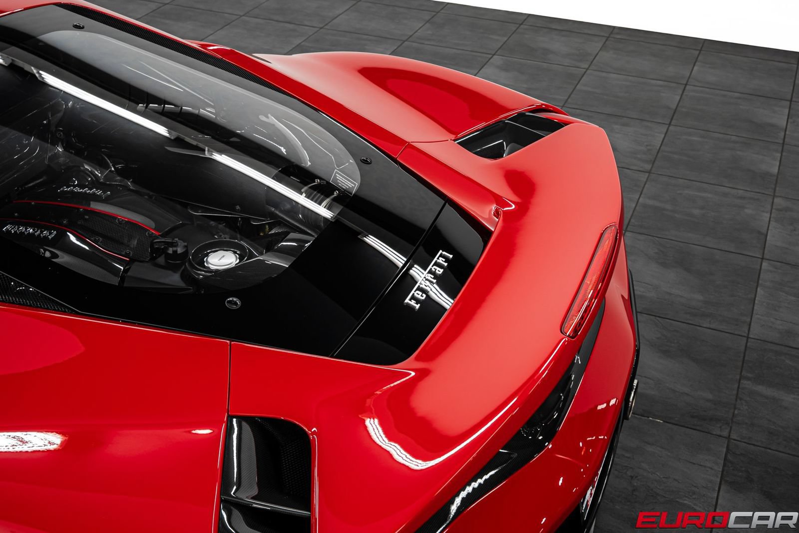 Used 2019 Ferrari 488 Pista Coupe RWD image 22
