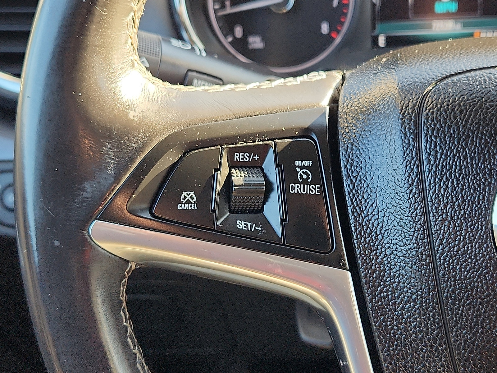 Used 2018 Buick Encore Preferred image 21