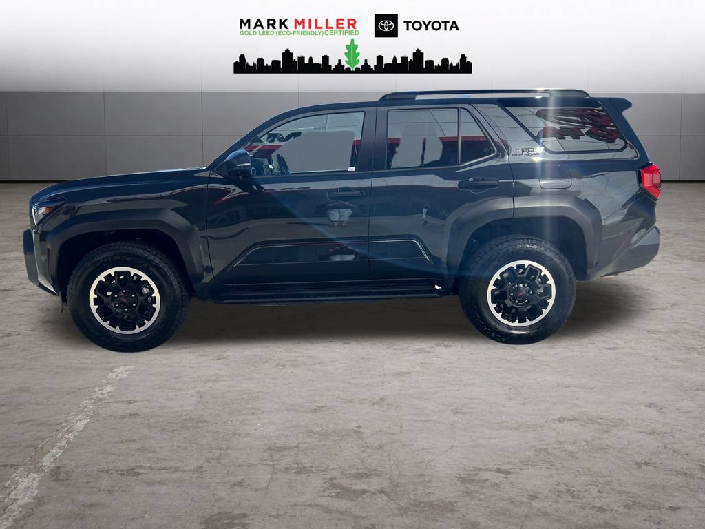 Certified 2025 Toyota 4Runner TRD Off-Road Premium AWD/4WD image 2