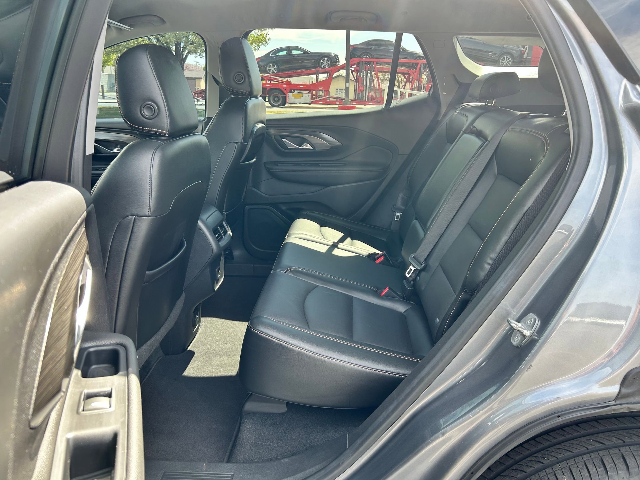 Used 2020 GMC Terrain SLT w/ Preferred Package image 24