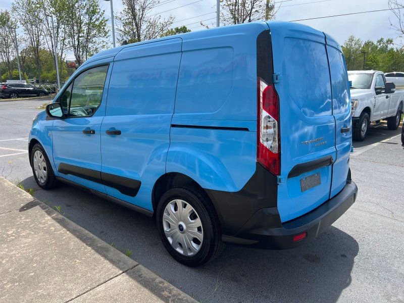 Used 2022 Ford Transit Connect XL image 4