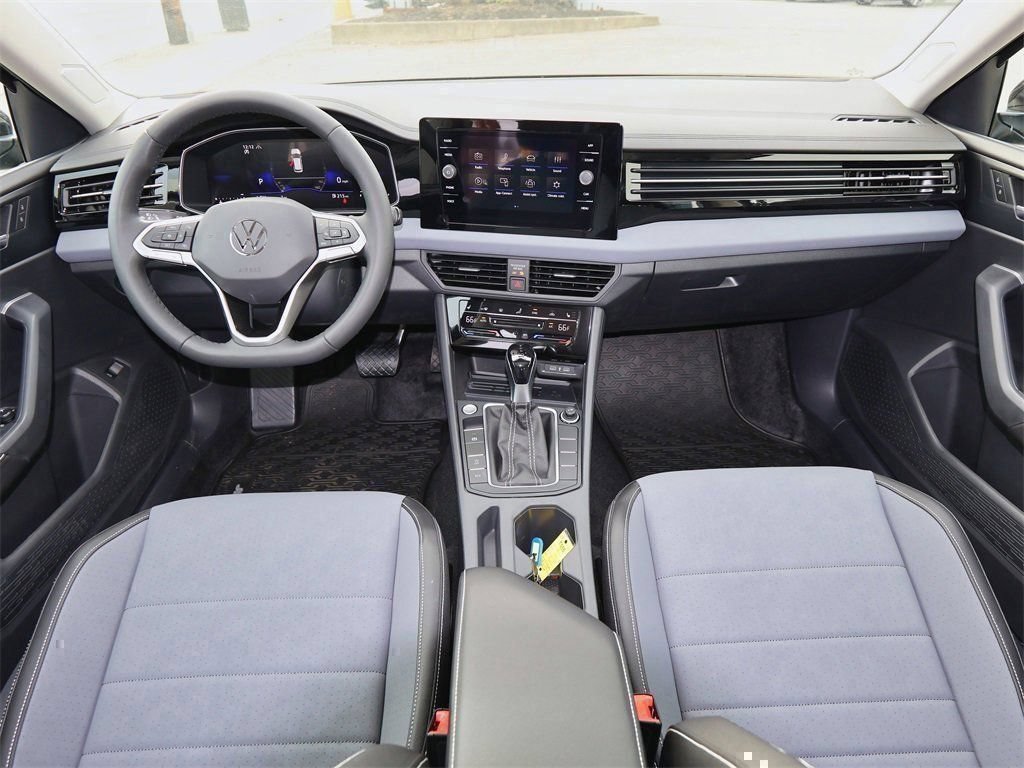 New 2026 Volkswagen Jetta SE FWD image 15