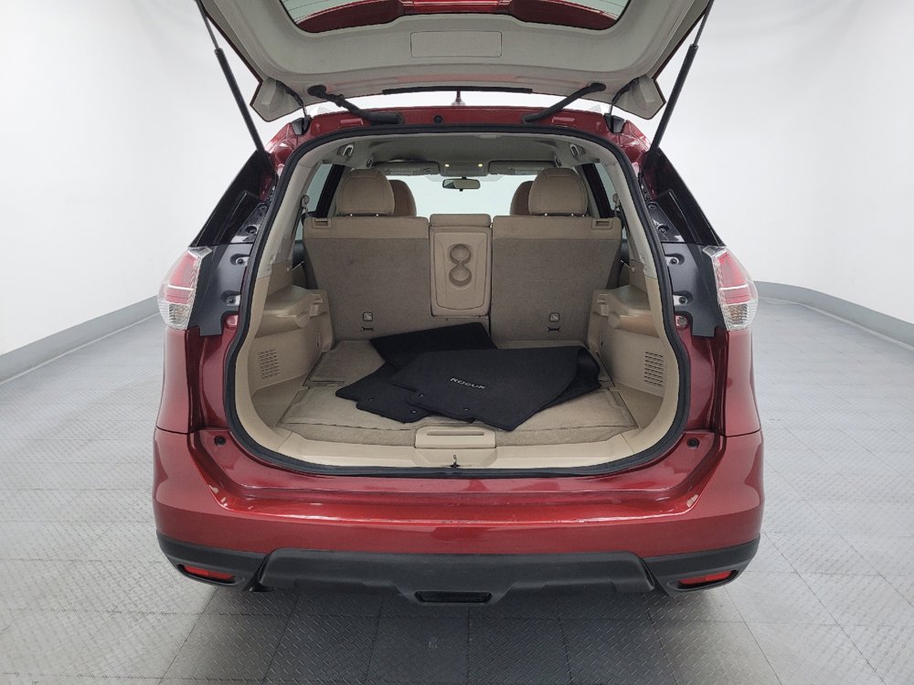 Used 2015 Nissan Rogue SV FWD image 29