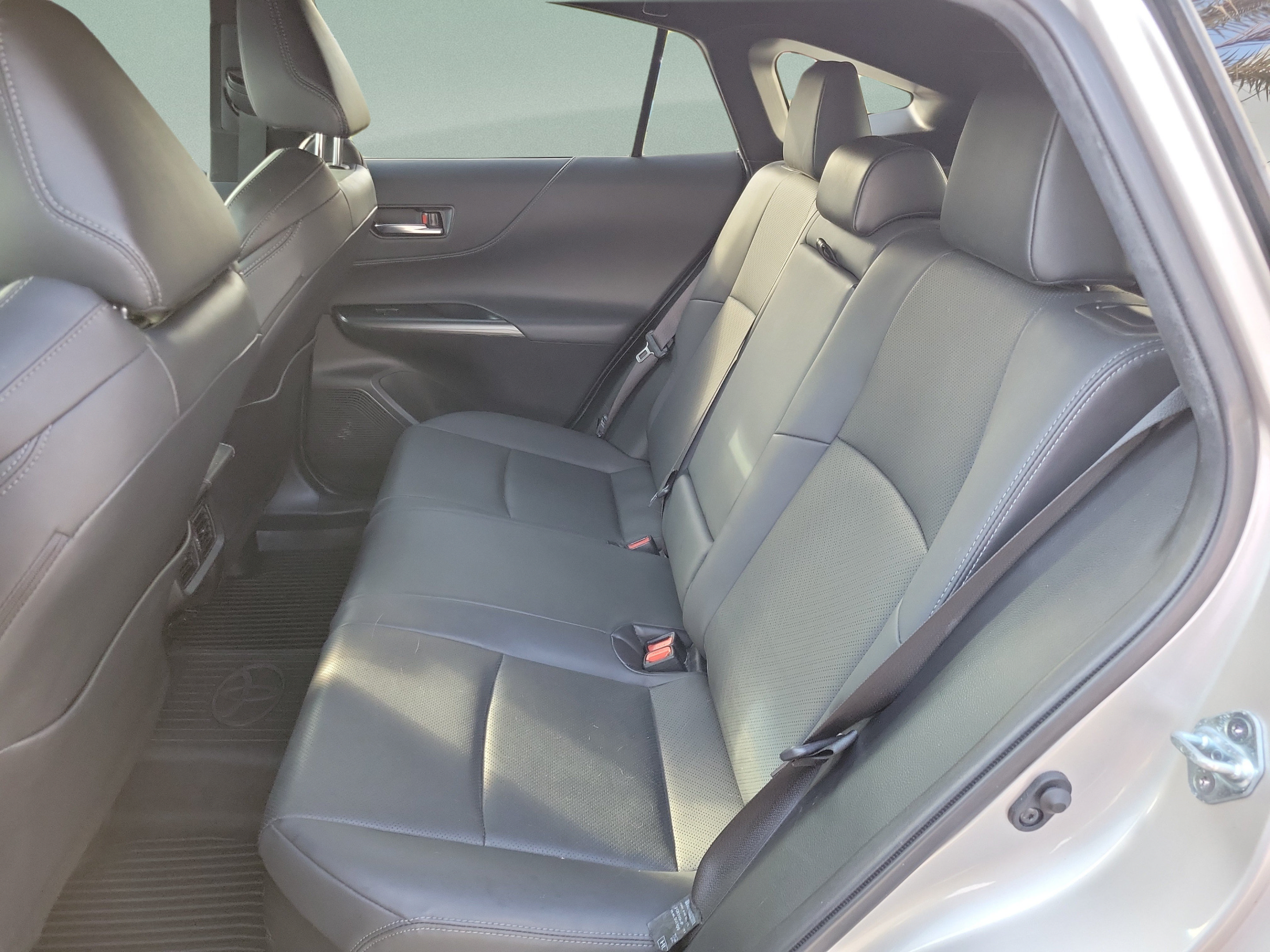 Used 2023 Toyota Venza Limited AWD/4WD image 25
