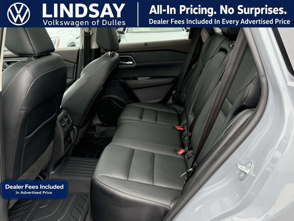 Used 2021 Nissan Rogue SL w/ Premium Package AWD/4WD image 14