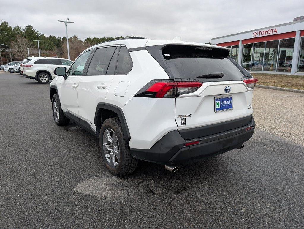 Used 2023 Toyota RAV4 XLE w/ Convenience Package AWD/4WD image 3