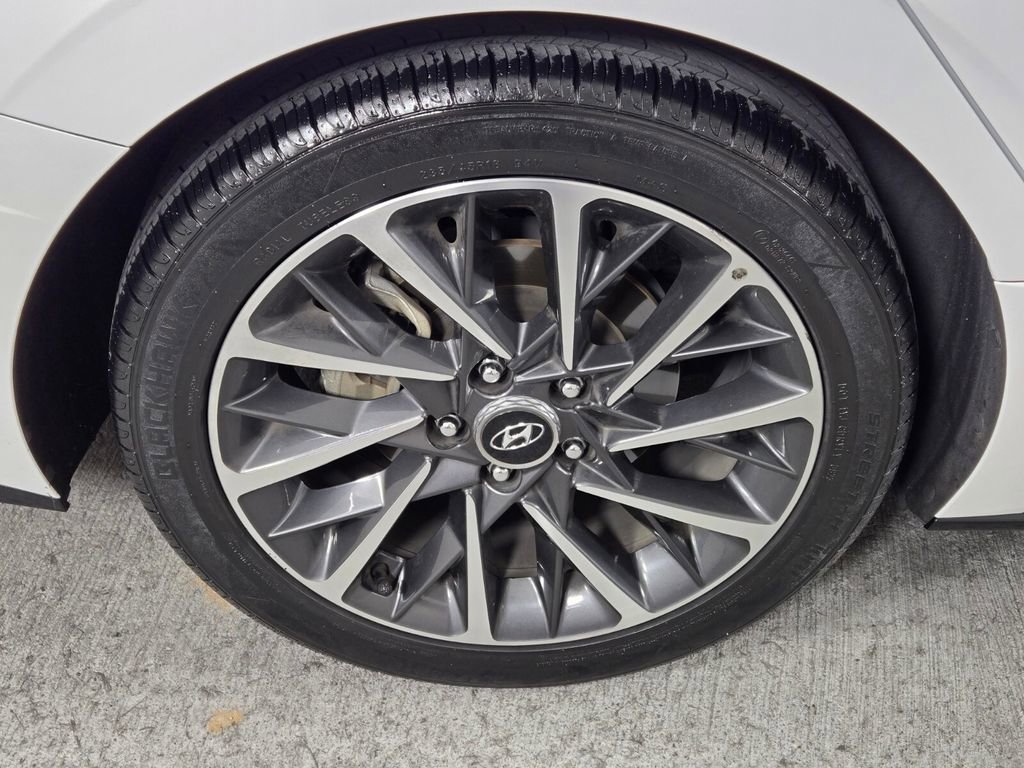 Used 2020 Hyundai Sonata Limited w/ Cargo Package FWD image 11