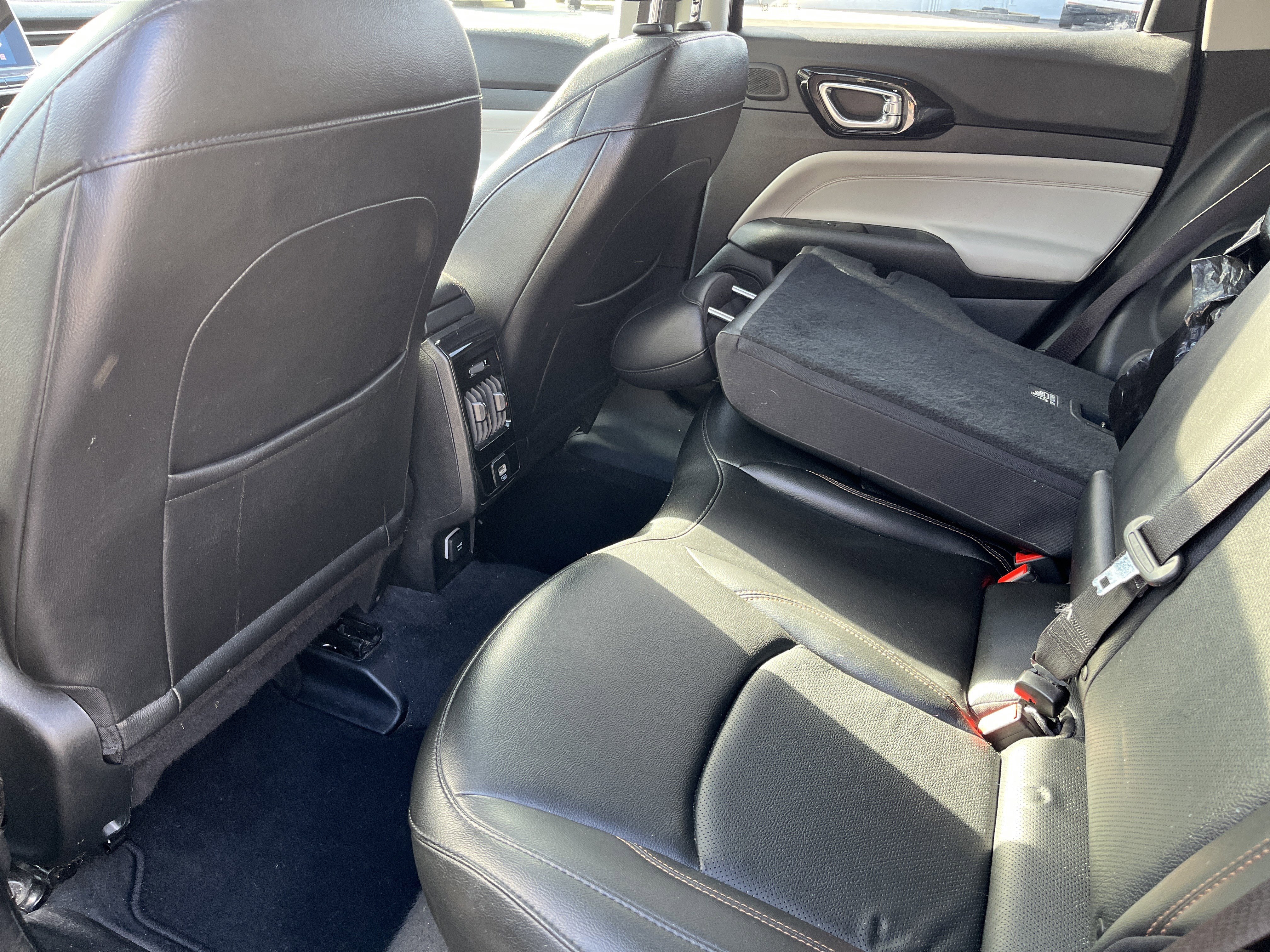 Used 2022 Jeep Compass Limited w/ Sun and Sound Group image 19