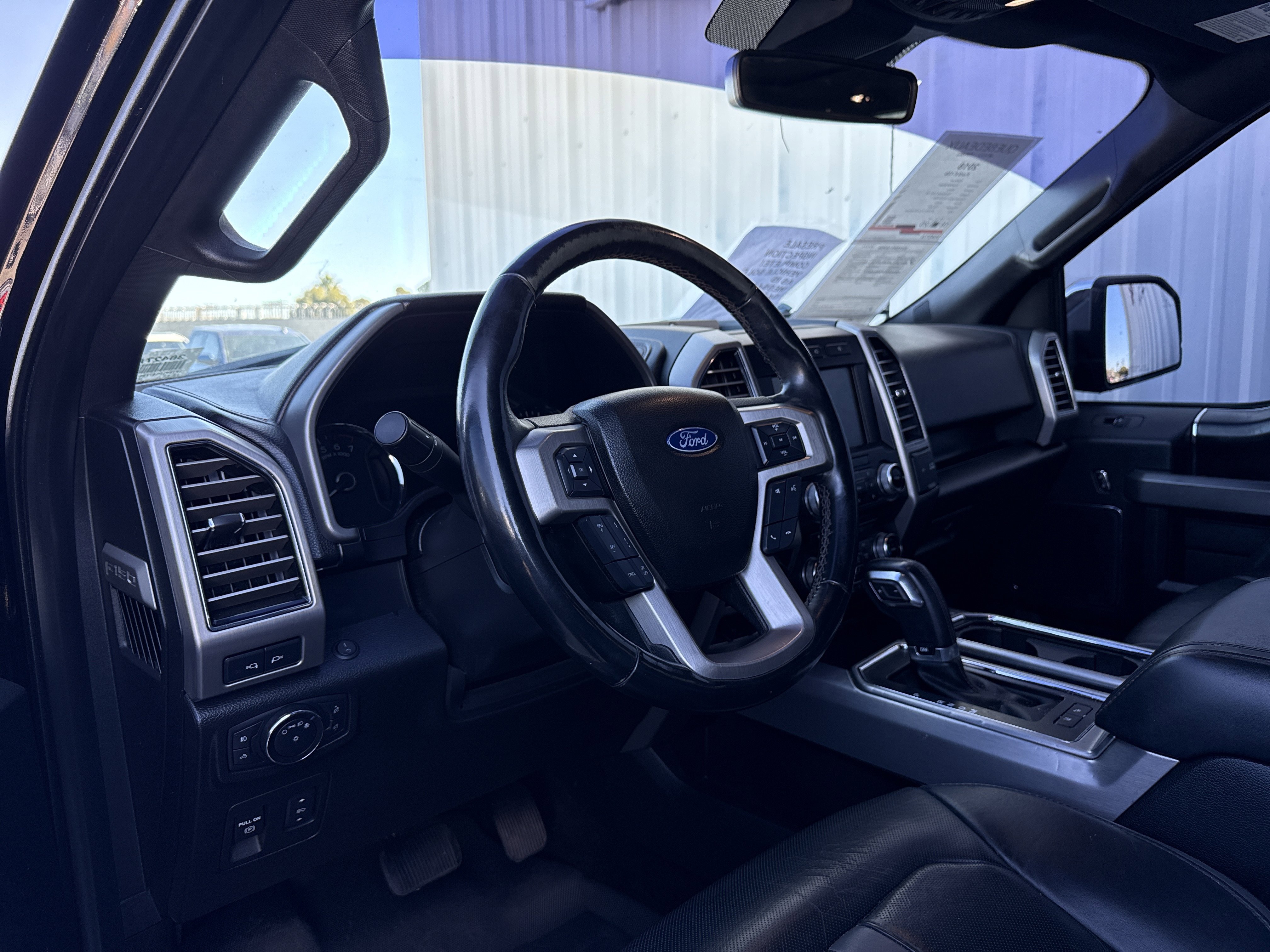 Used 2018 Ford F150 Platinum w/ Equipment Group 701A Luxury image 17