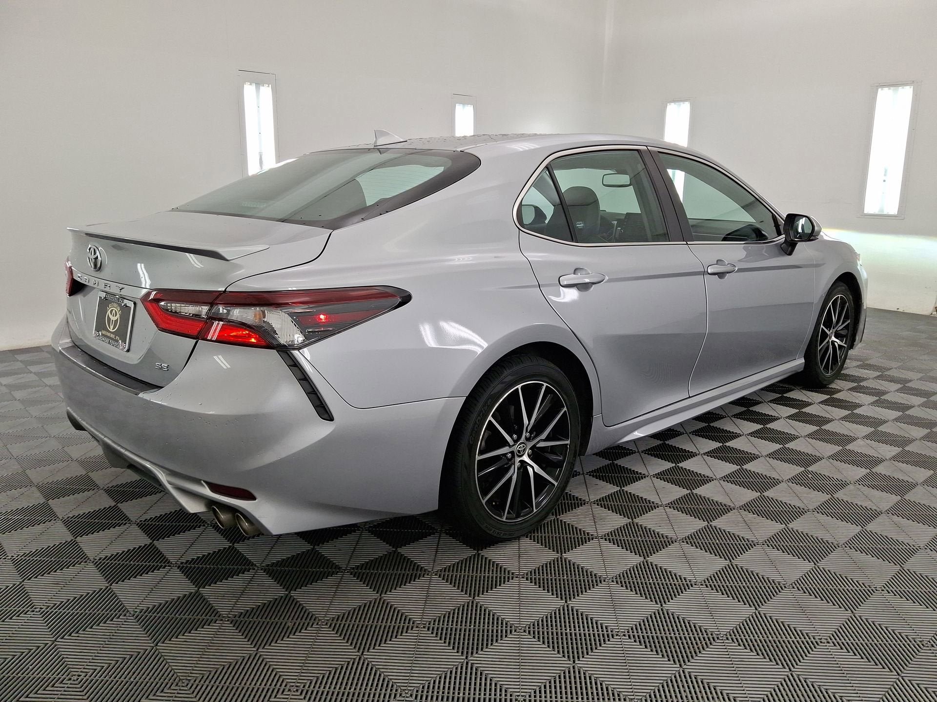 Certified 2023 Toyota Camry SE w/ Cold Weather Package FWD image 25