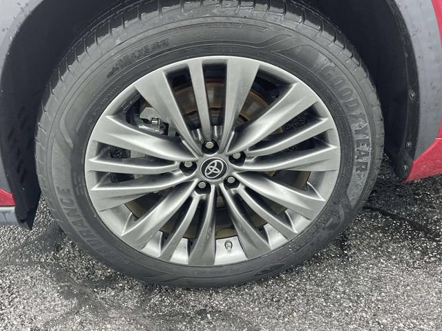 Used 2021 Toyota Highlander Platinum FWD image 6