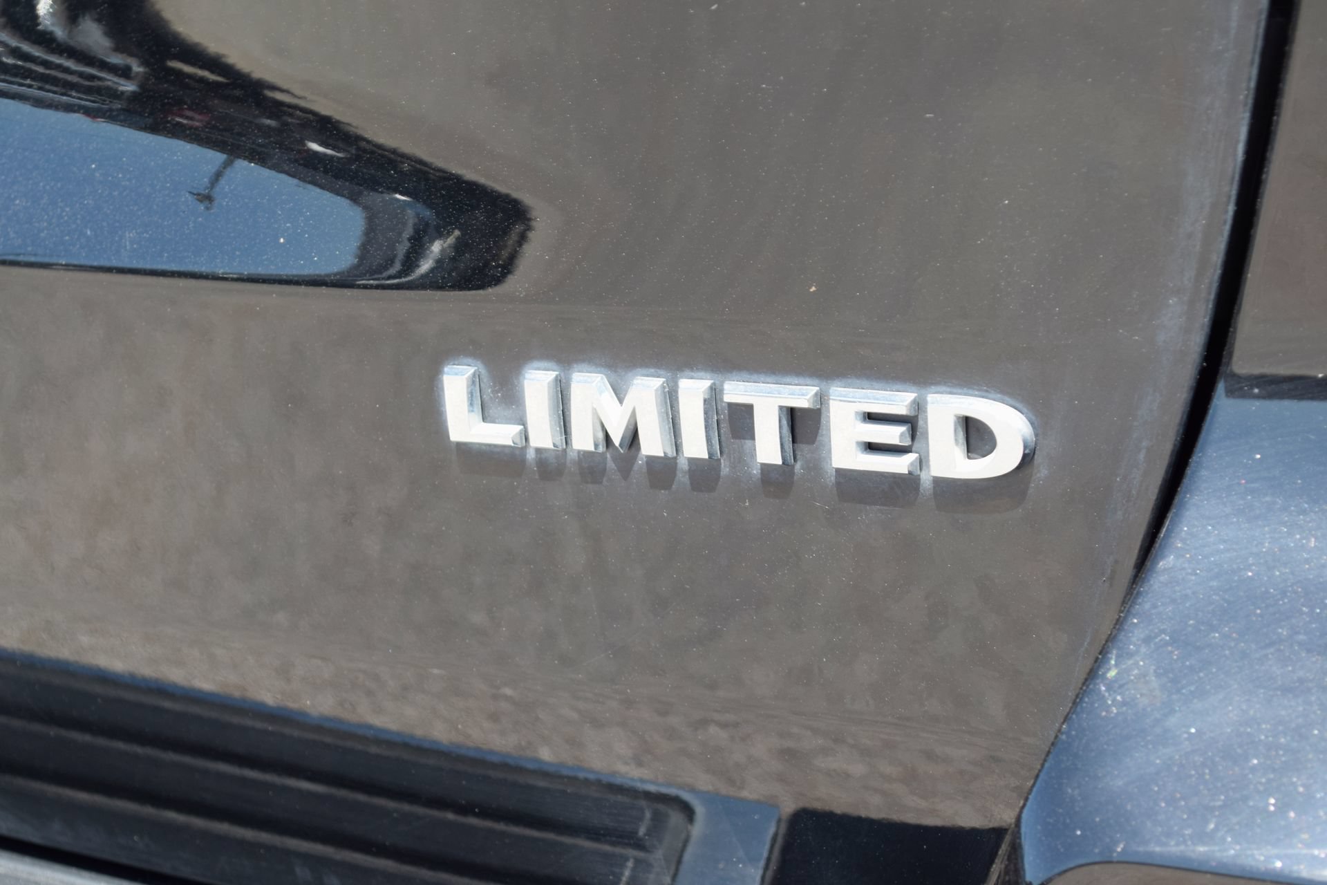 Used 2022 Jeep Grand Cherokee Limited AWD/4WD image 19